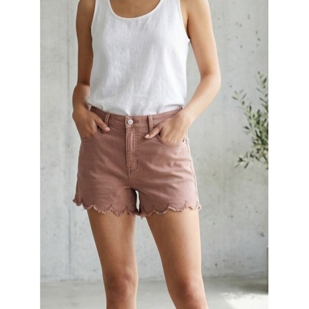 Harper Heritage Scalloped Hem Frayed Denim Shorts Rose Pink 27